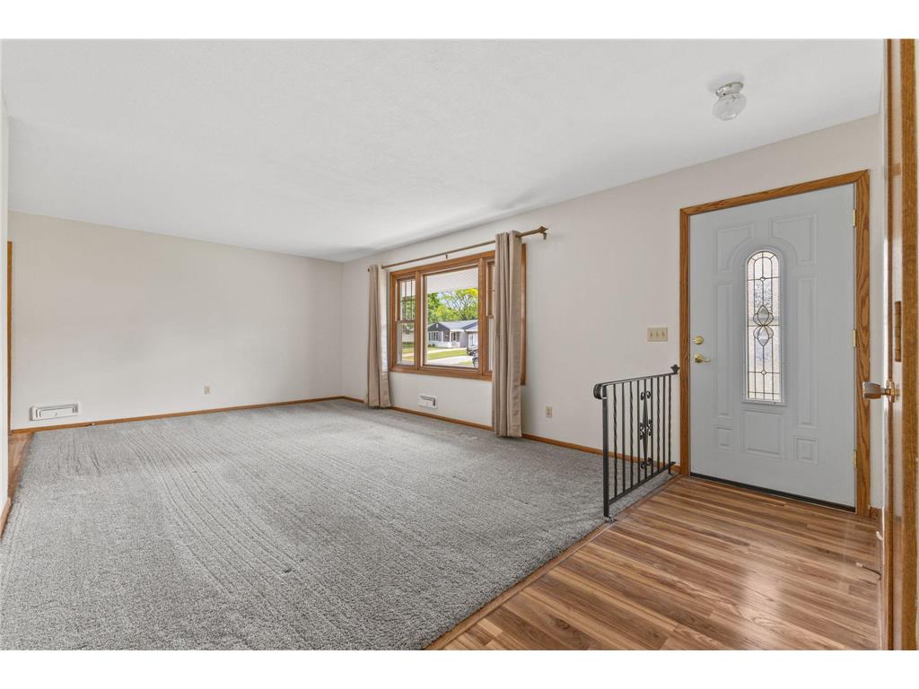 7360 Tempo Terrace NE Fridley MN 55432 7089681 image4