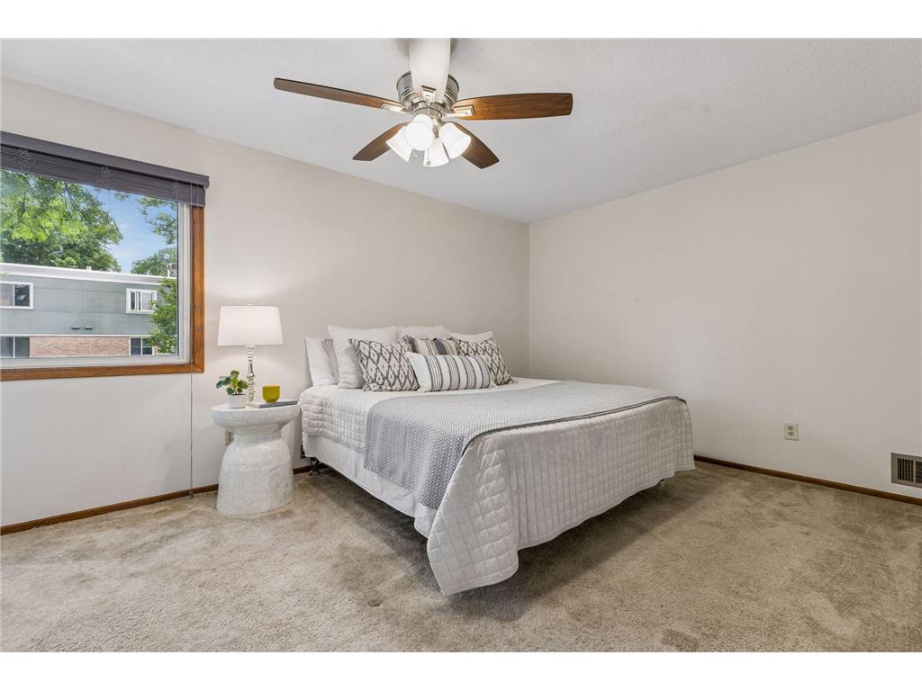 7361 W Franklin Avenue Saint Louis Park MN 55426 7038086 image22