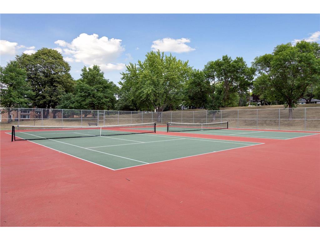 7361 W Franklin Avenue Saint Louis Park MN 55426 7038086 image50