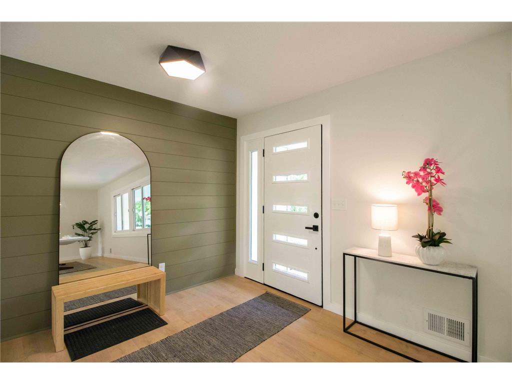 7363 Ann Court Eden Prairie MN 55346 7099759 image2