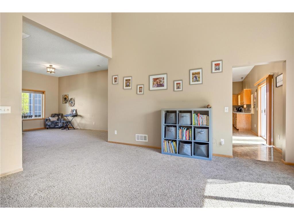 7364 Lambert Avenue NE Otsego MN 55301 7075369 image10
