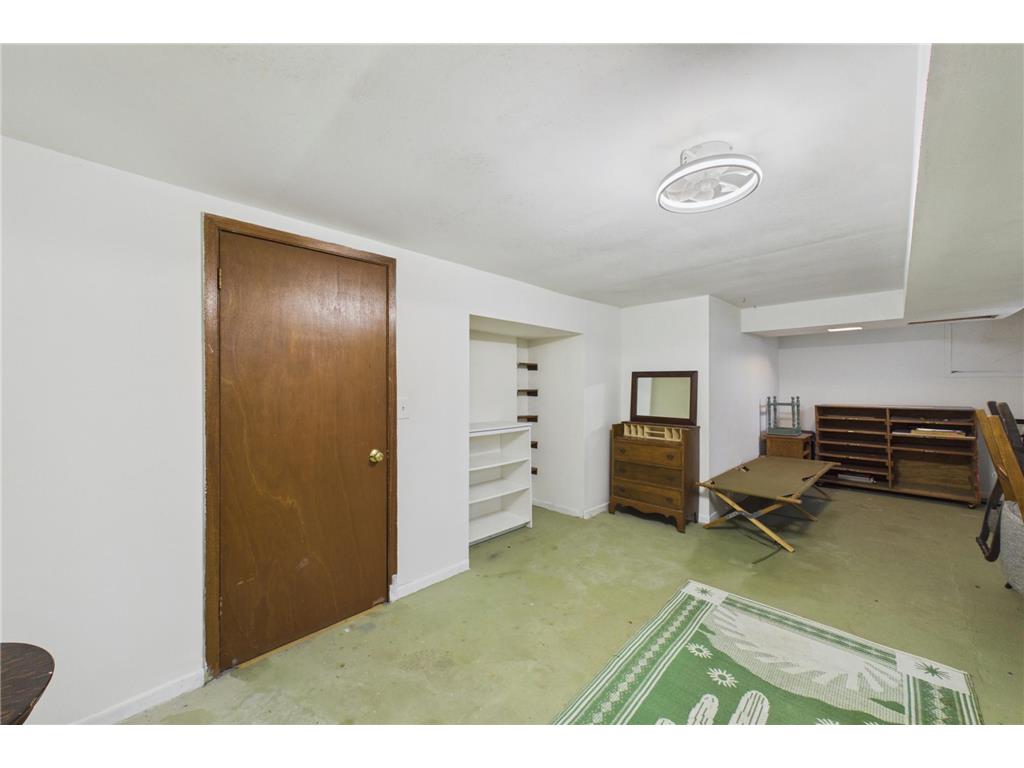 737 31st Avenue N Minneapolis MN 55411 7018370 image25