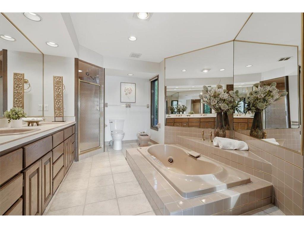 737 Carla Lane Little Canada MN 55109 - Gervais 7088236 image24