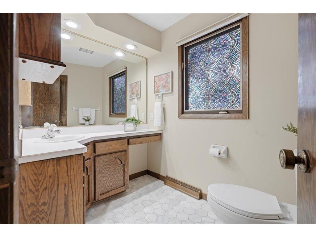 737 Carla Lane Little Canada MN 55109 - Gervais 7088236 image28