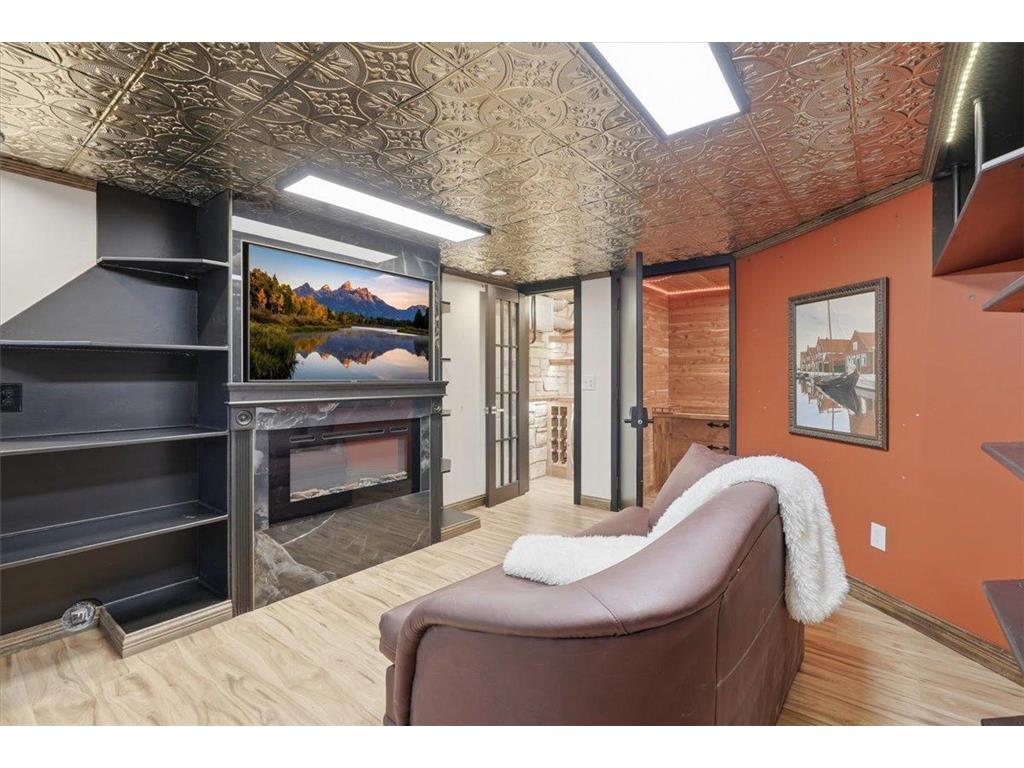 737 Carla Lane Little Canada MN 55109 - Gervais 7088236 image40