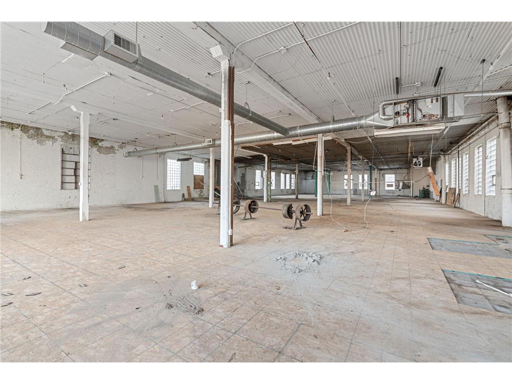 737 E 14th Street Minneapolis MN 55404 6800187 image23