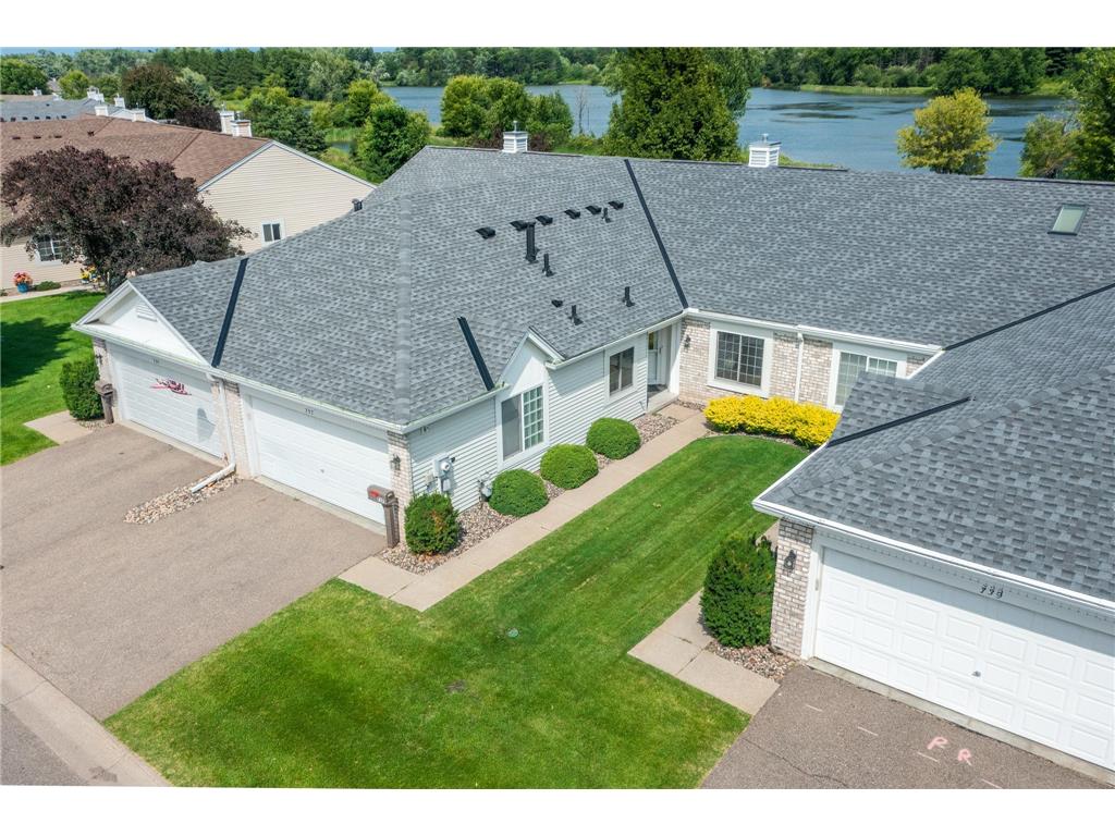 737 Markgrafs Lake Draw Woodbury MN 55129 - Markgrafs 7100459 image2