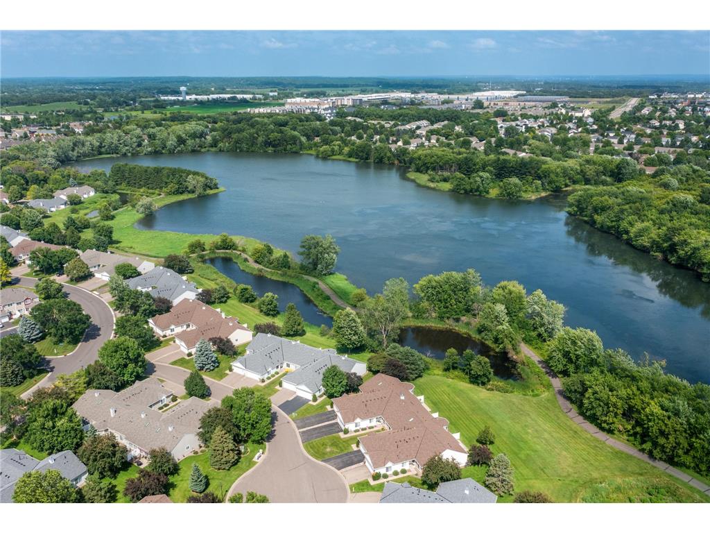 737 Markgrafs Lake Draw Woodbury MN 55129 - Markgrafs 7100459 image23