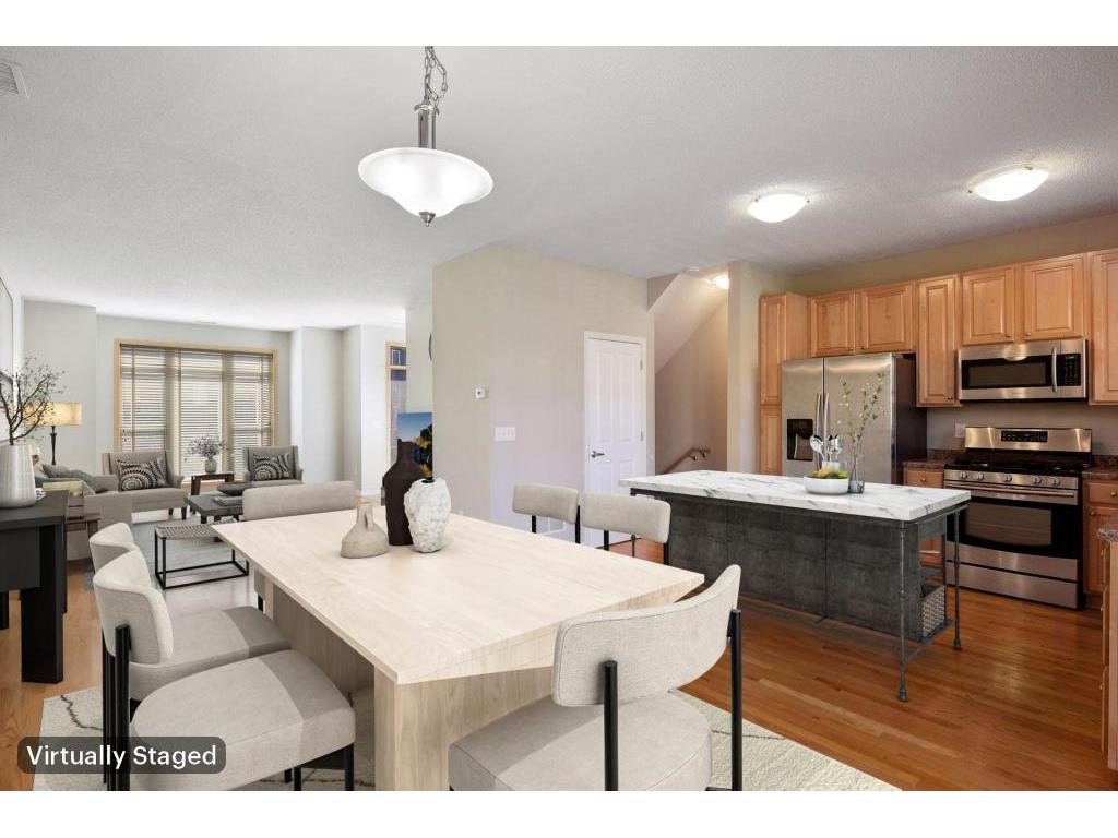 737 Mercer Street Saint Paul MN 55102 6533782 image1