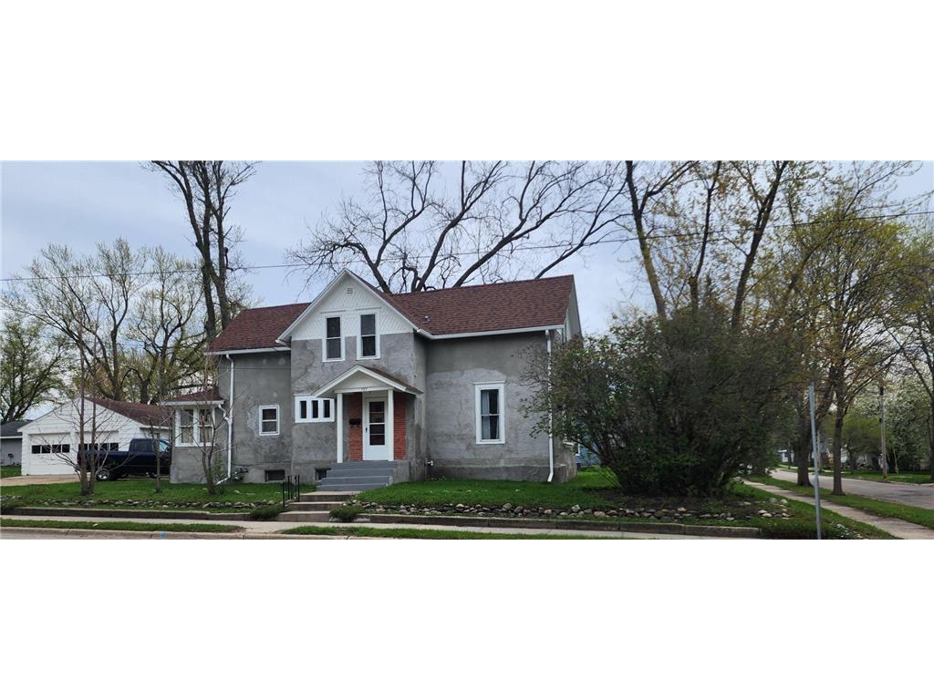 737 W Front Street Albert Lea MN 56007 6529032 image1