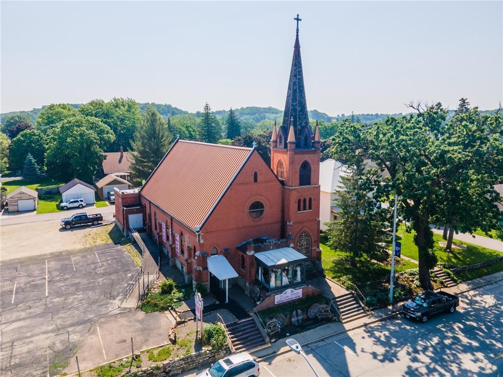 737 Whitewater Ave Saint Charles MN 55972 6741936 image2