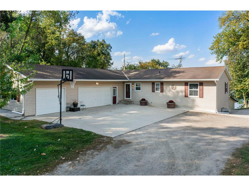 73728 362nd Street Kimball MN 55353 - Betty 6793912 image1