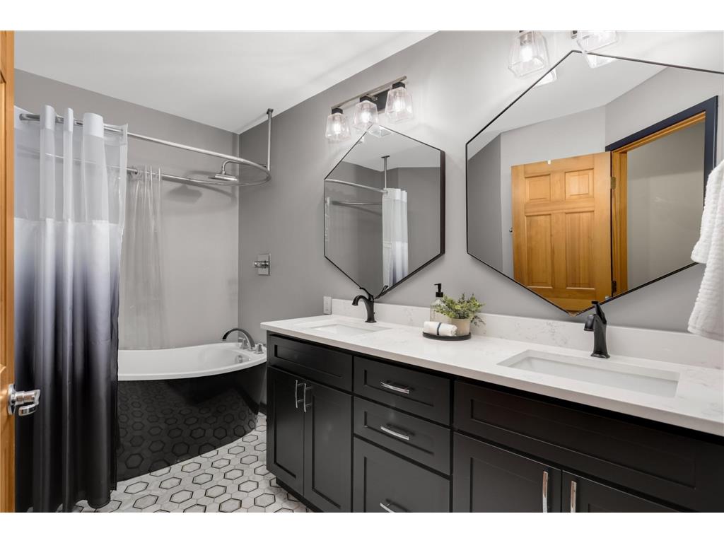 7373 Moonlight Lane Eden Prairie MN 55346 7022693 image17