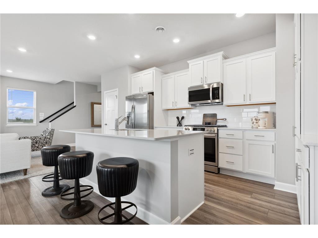 7376 183rd Street W Lakeville MN 55044 7048845 image2