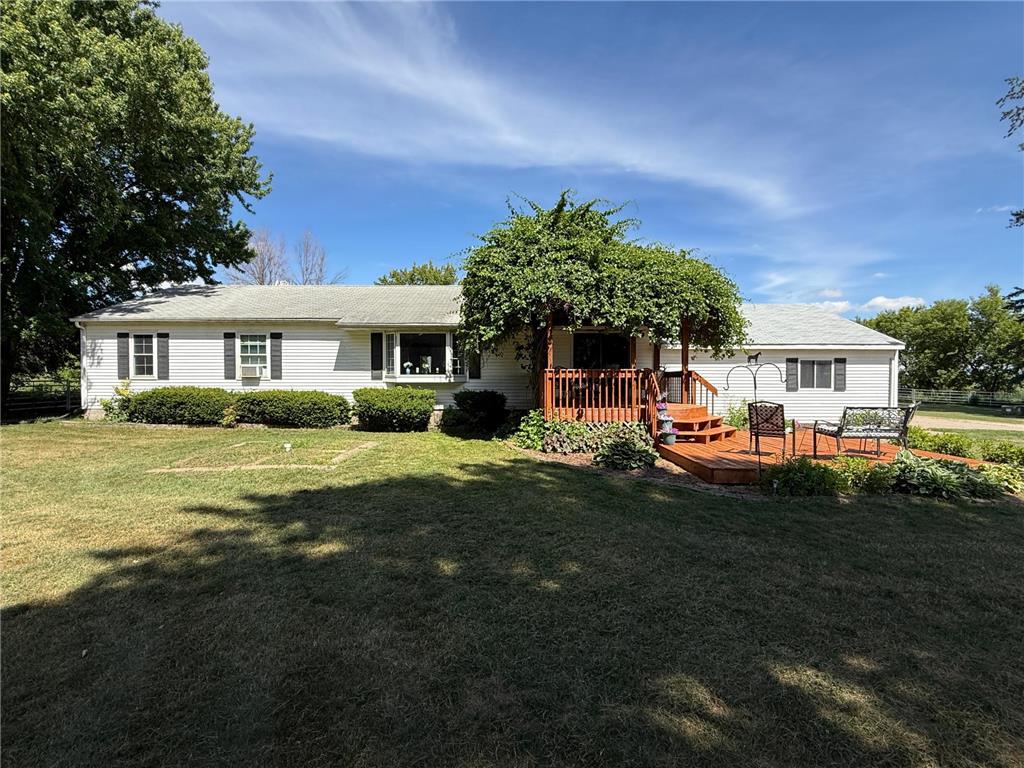 73798 200th Avenue Hayfield MN 55940 7094521 image1