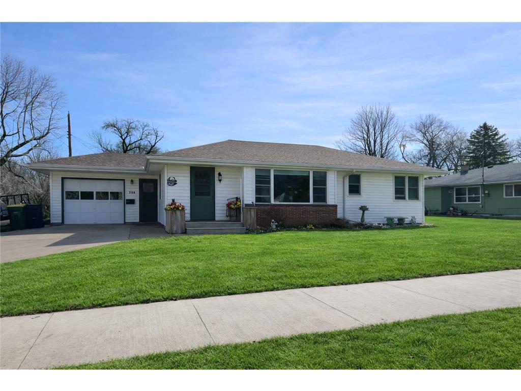 738 Center Street Tracy MN 56175 7040655 image1