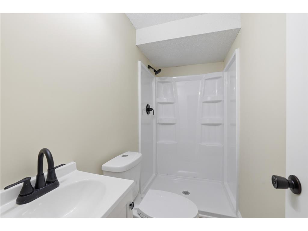 738 County Road B E Maplewood MN 55117 7068119 image30