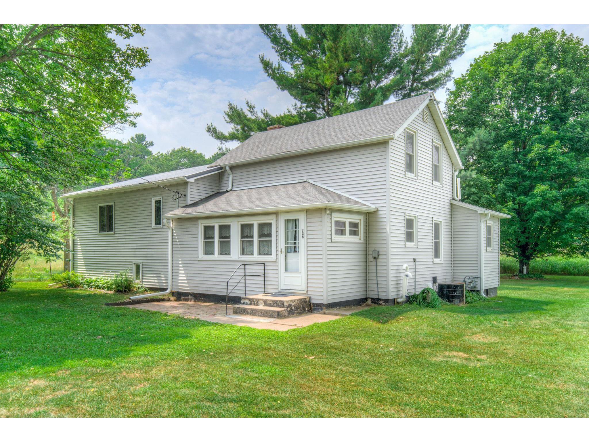 738 Duffy Street, Boyceville, WI 54725 MLS 6025439 Edina Realty