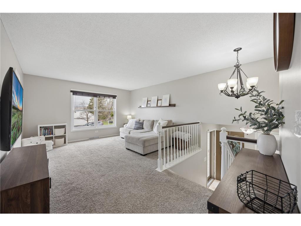 738 N Hay Lake Road Eagan MN 55123 7023522 image2