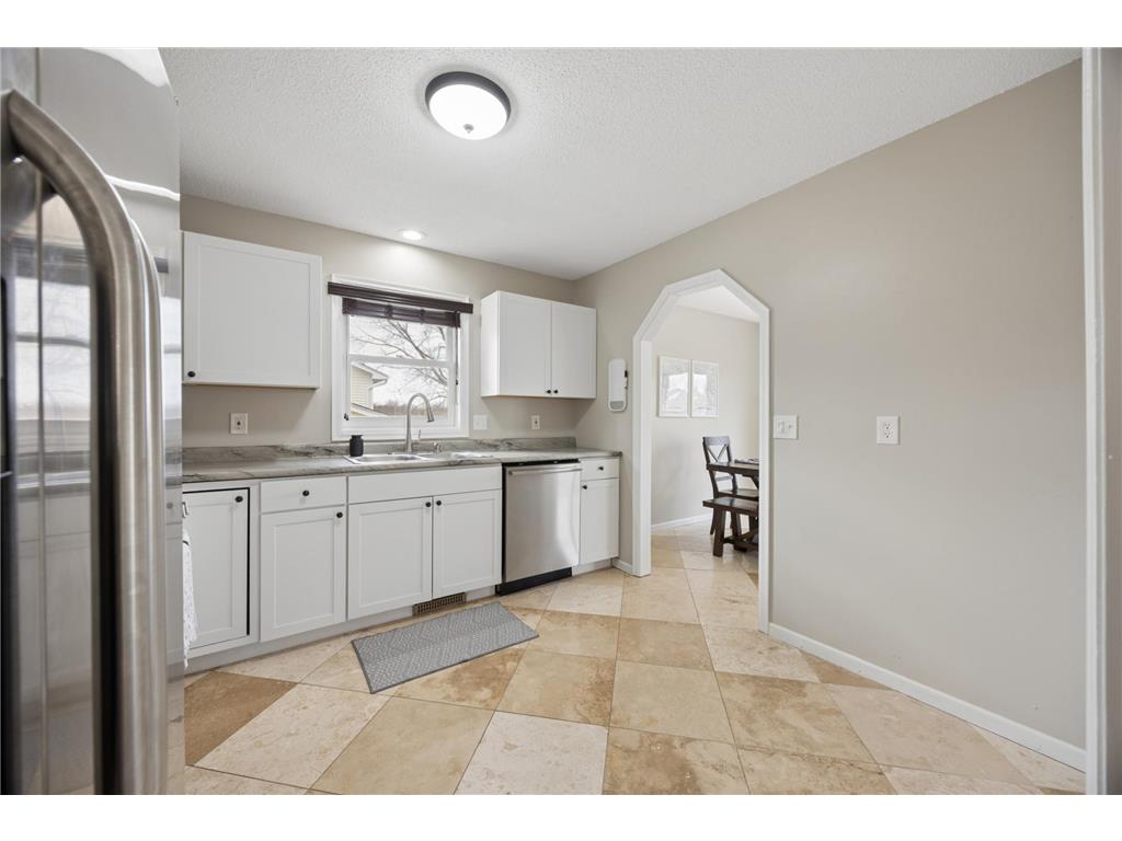 738 N Hay Lake Road Eagan MN 55123 7023522 image7