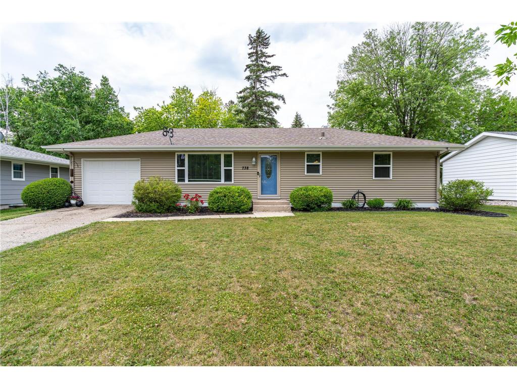 738 Washington Avenue Crookston MN 56716 6391680 image1