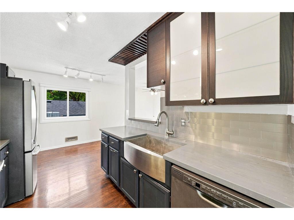 7384 143rd Street Court Apple Valley MN 55124 7106381 image7