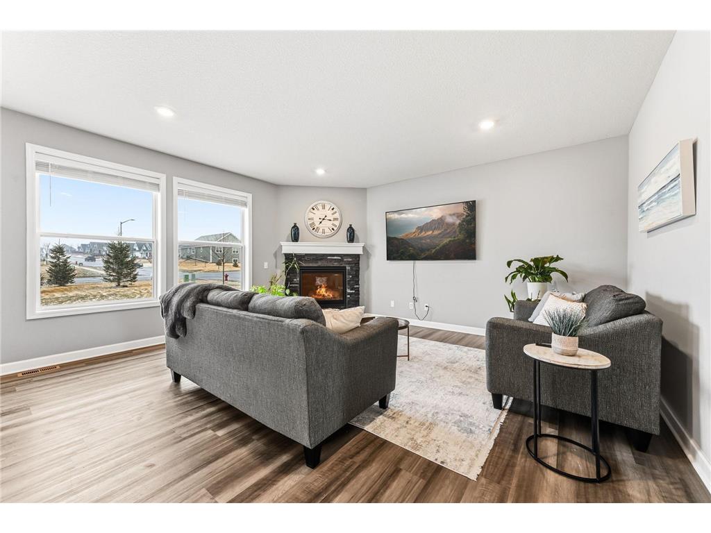 7385 203rd Street W Lakeville MN 55044 7023375 image8