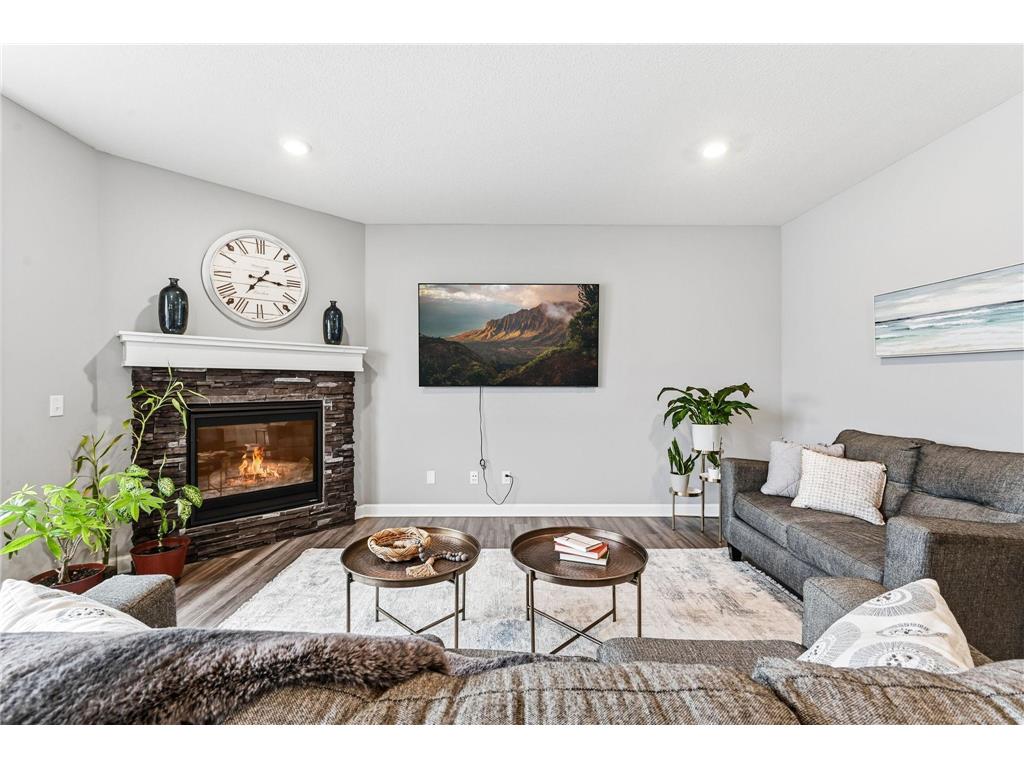 7385 203rd Street W Lakeville MN 55044 7023375 image9