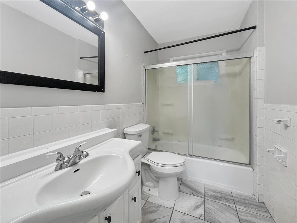 7385 University Avenue NE Fridley MN 55432 7016789 image11