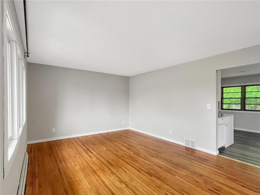 7385 University Avenue NE Fridley MN 55432 7016789 image3