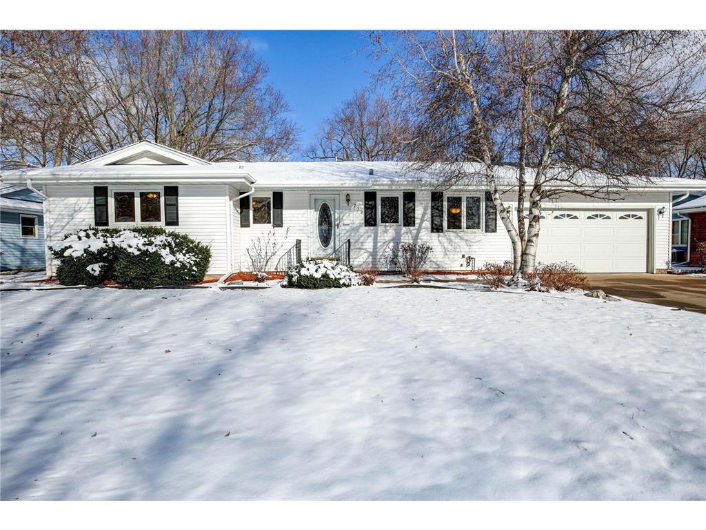 739 Cheyenne Lane Mendota Heights MN 55120 6311281 image1