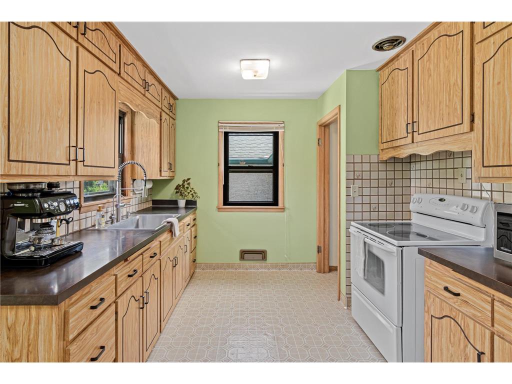 739 Madison Street Anoka MN 55303 7095548 image8