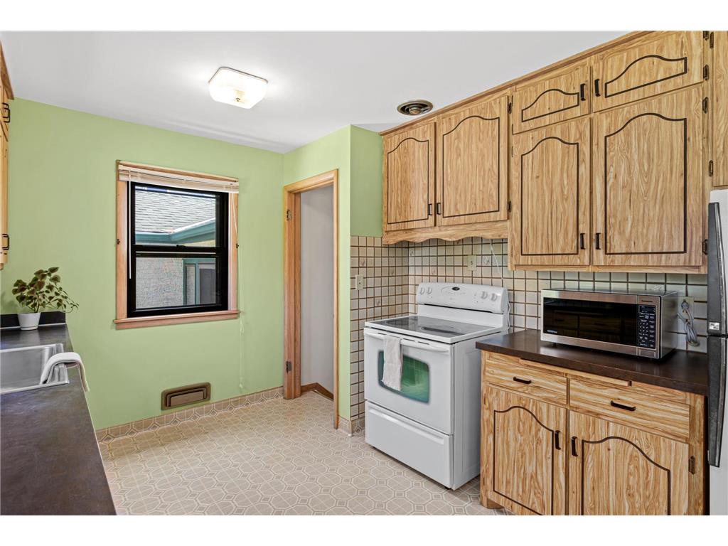 739 Madison Street Anoka MN 55303 7095548 image9