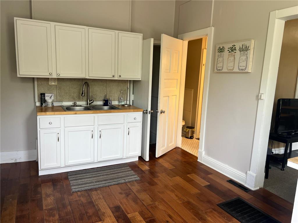 739 Sims Avenue Saint Paul MN 55106 7070225 image6
