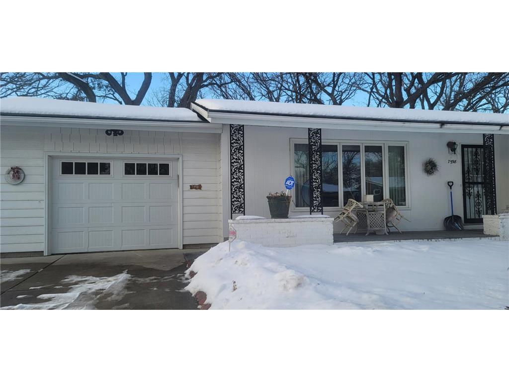 7398 Tempo Terrace NE Fridley MN 55432 7001777 image1