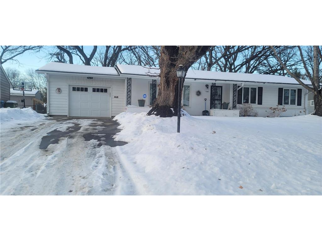 7398 Tempo Terrace NE Fridley MN 55432 7001777 image2