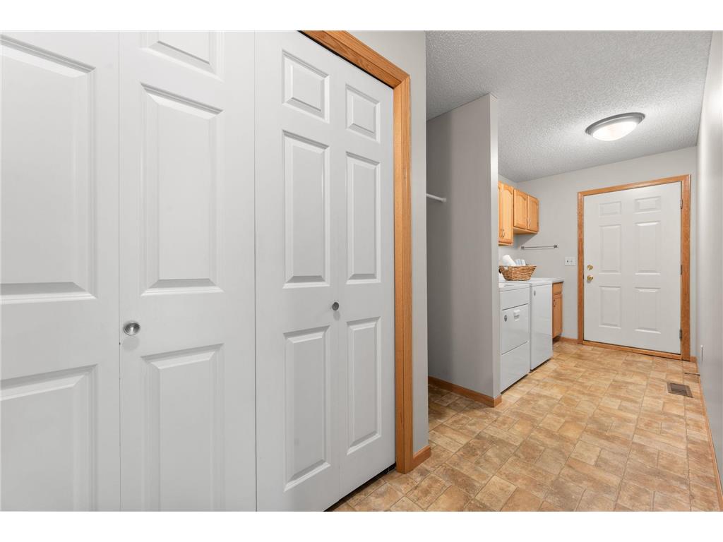74 Crown Pointe Curve Hudson WI 54016 7075113 image13
