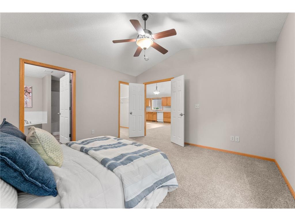 74 Crown Pointe Curve Hudson WI 54016 7075113 image14