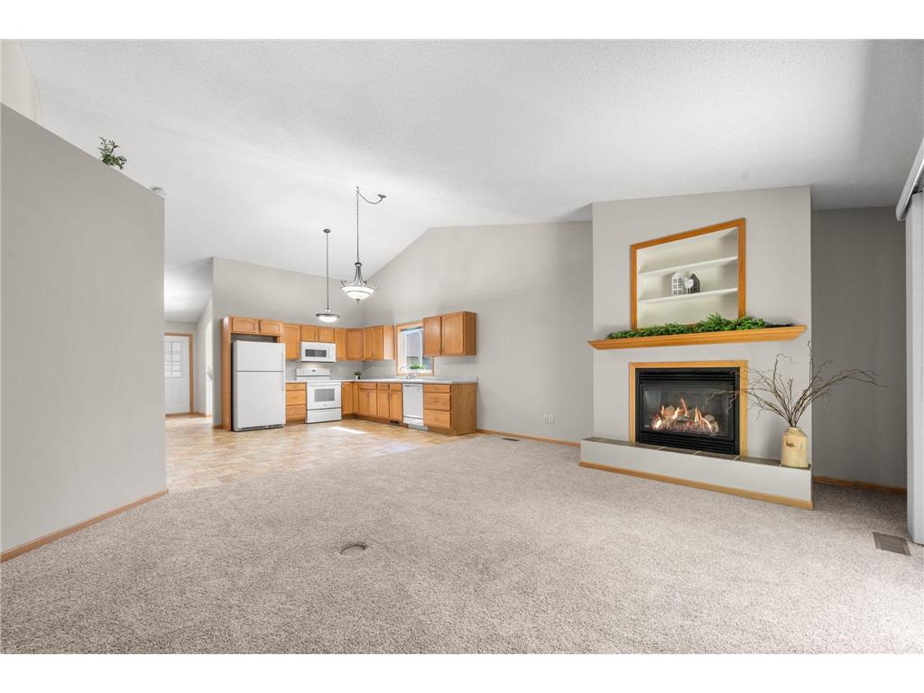 74 Crown Pointe Curve Hudson WI 54016 7075113 image8