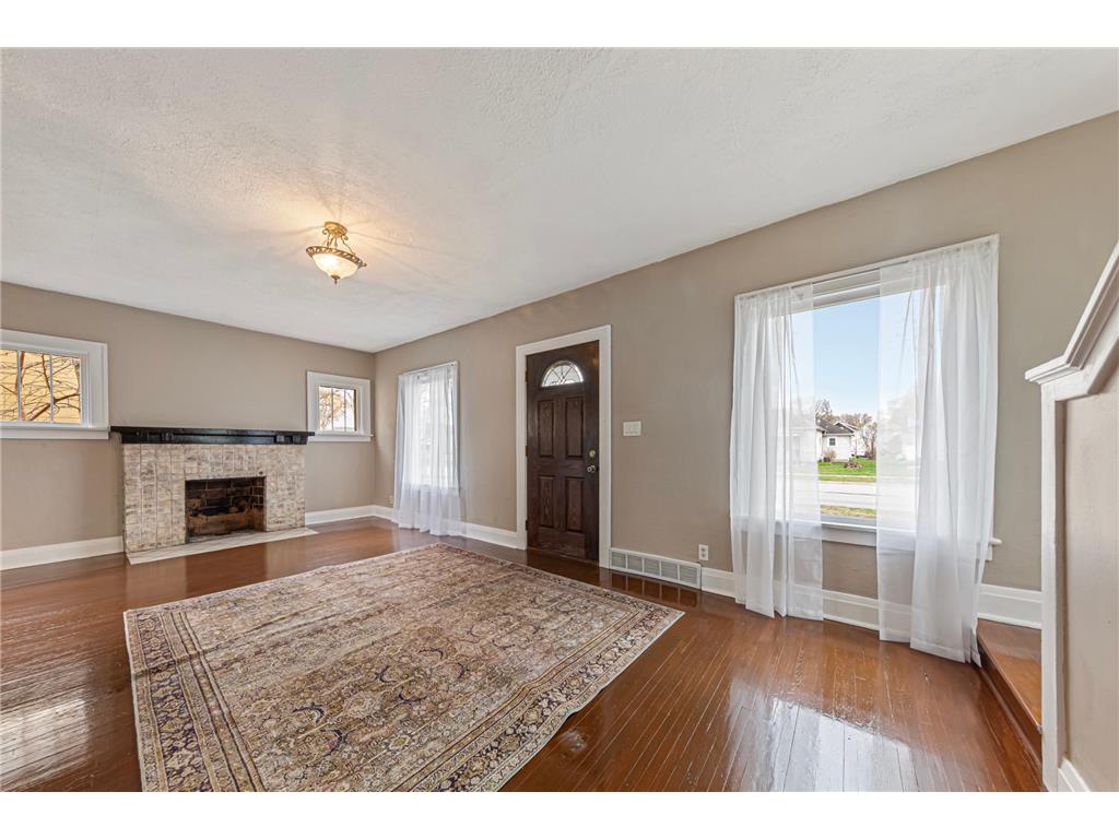 740 Belgrade Avenue North Mankato MN 56003 7055829 image2