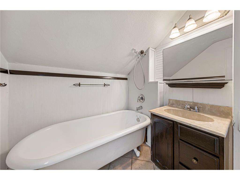 740 Belgrade Avenue North Mankato MN 56003 7055829 image24