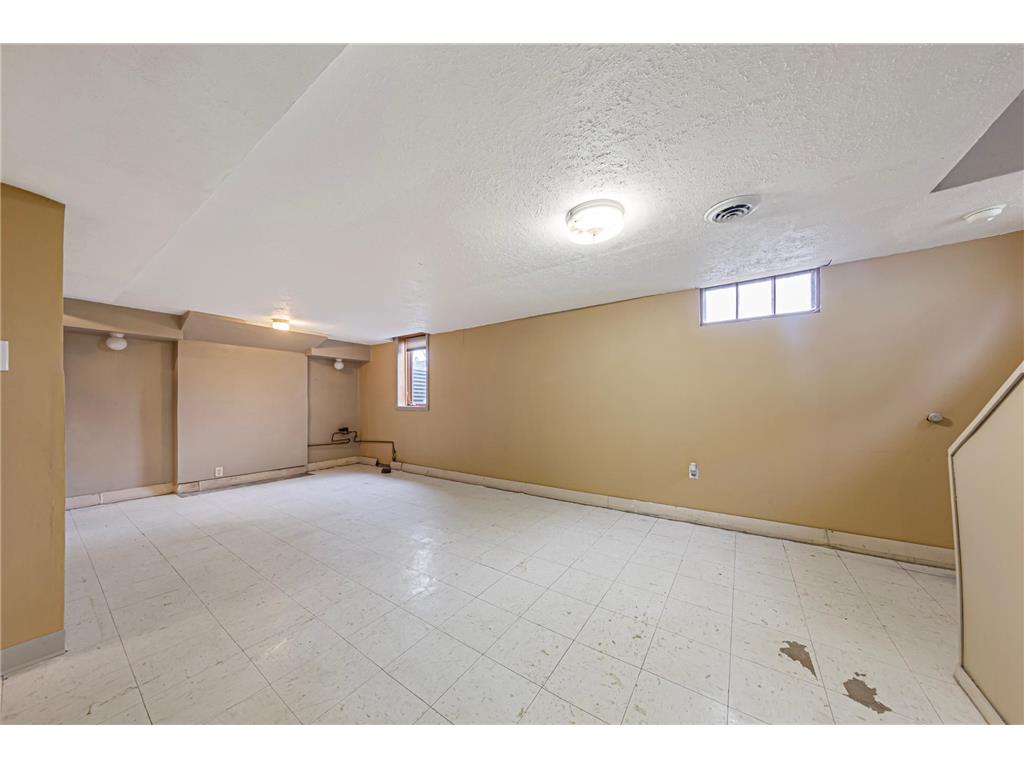 740 Belgrade Avenue North Mankato MN 56003 7055829 image28