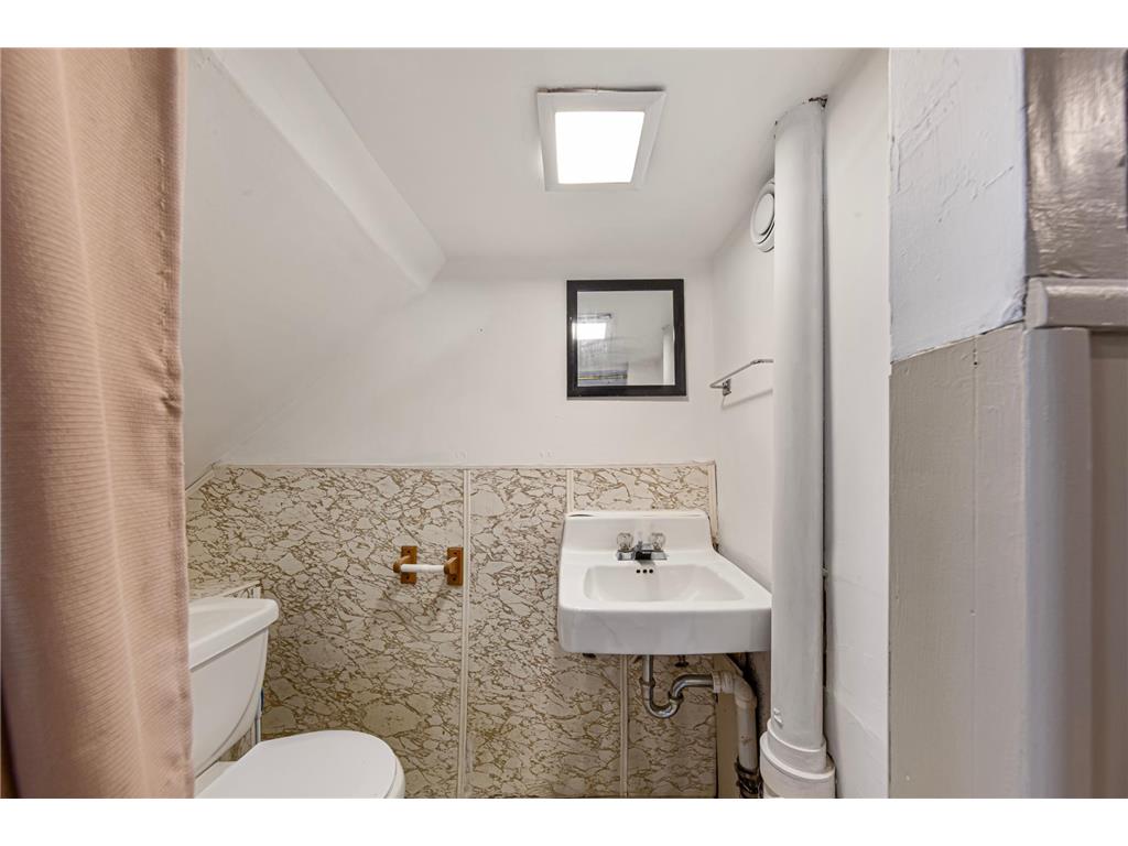740 Belgrade Avenue North Mankato MN 56003 7055829 image31