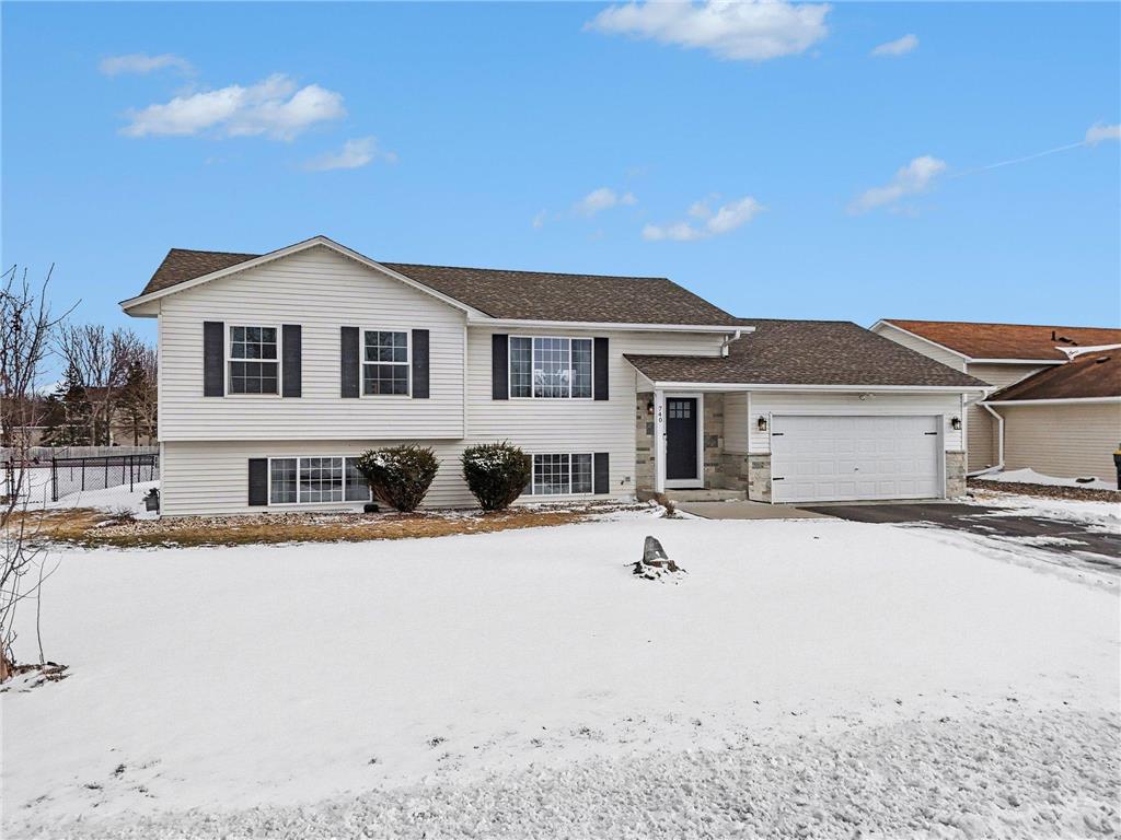 740 Heritage Lane Belle Plaine MN 56011 7025854 image1