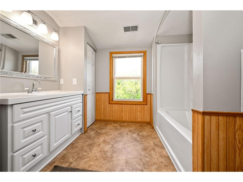 740 Main Street W Carver MN 55315 7073232 image14