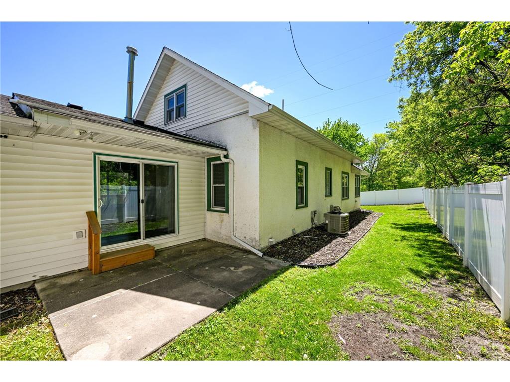 740 Main Street W Carver MN 55315 7073232 image24