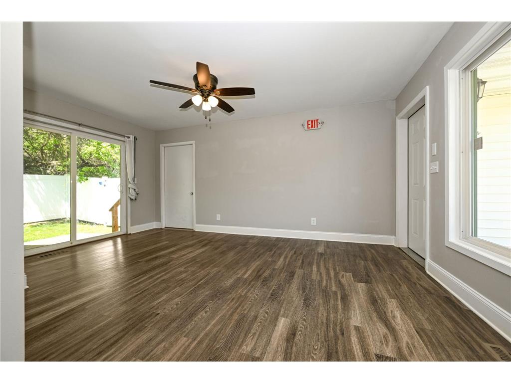 740 Main Street W Carver MN 55315 7073232 image8