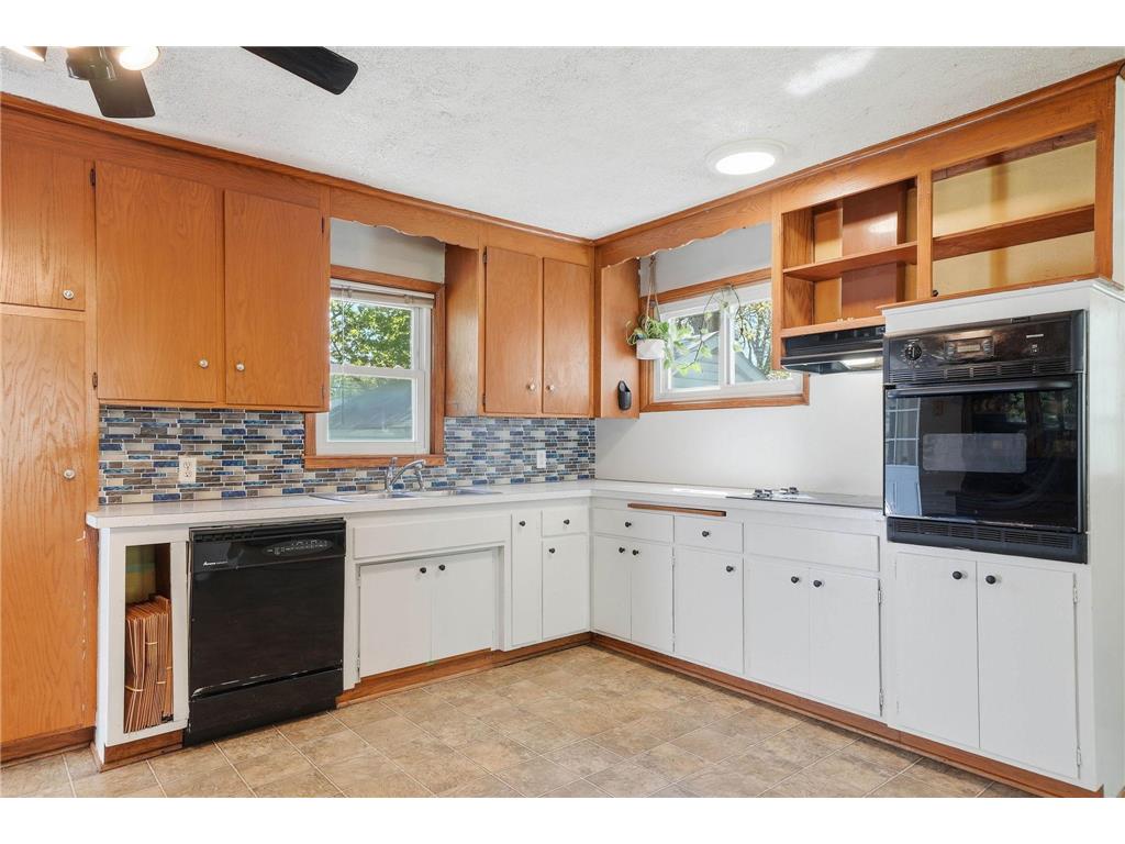 740 Manor Drive NE Spring Lake Park MN 55432 7046631 image6