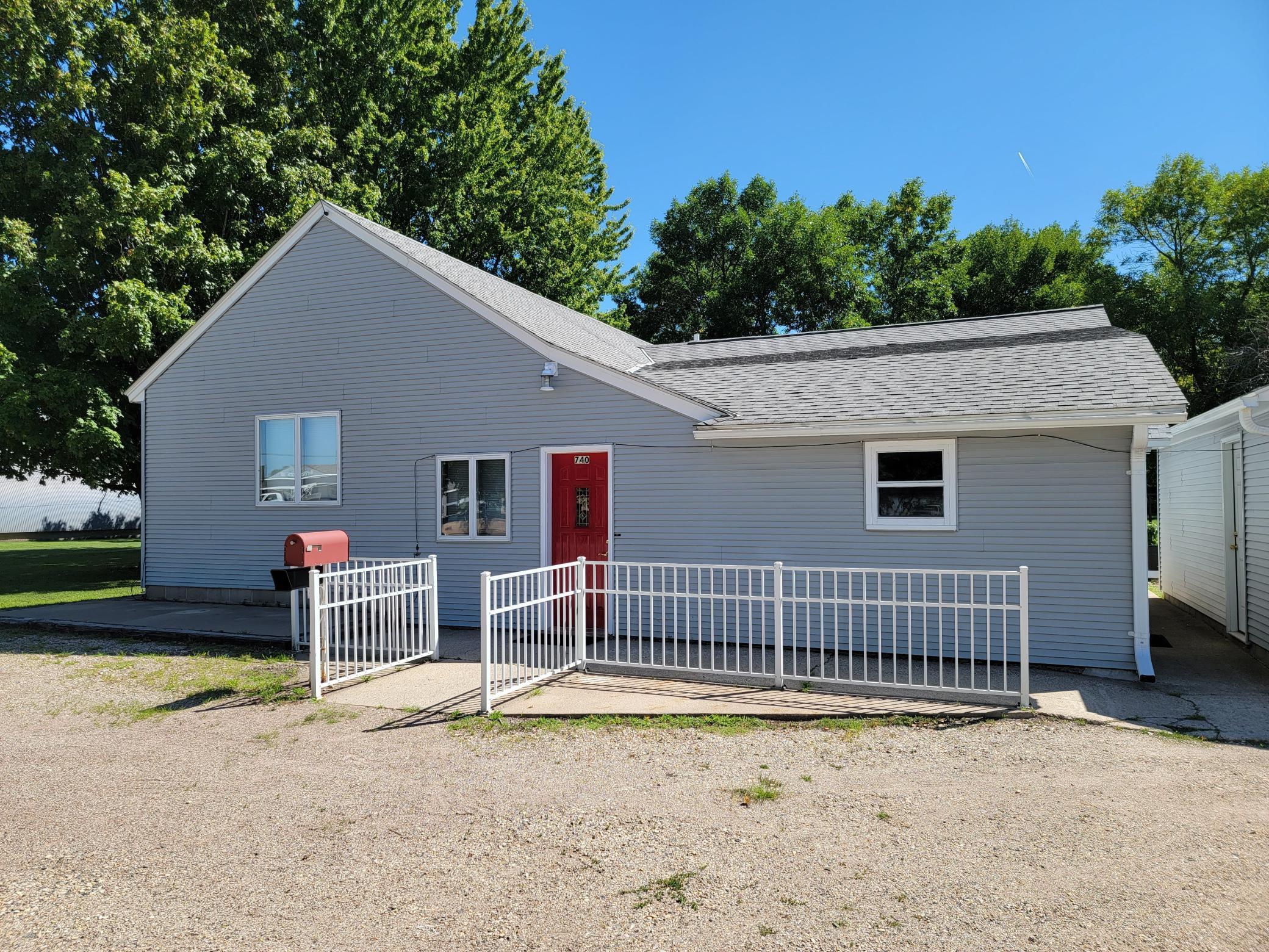 740 N Munsterman Street, Appleton, MN 56208 MLS 6087933 Edina Realty