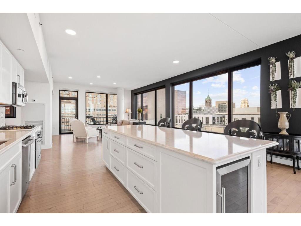 740 Portland Ave #1201 Minneapolis MN 55415 7063947 image3
